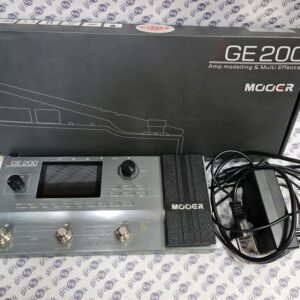 Mooer GE 200 multiefekt, procesor gitarowy