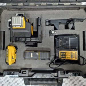 DEWALT DCE 089G laser niwelator zielony + łata meter