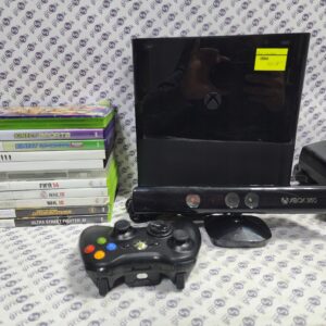 Konsola Microsoft Xbox 360 E 250 GB czarny + pad + kinect + 12 gier