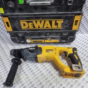 MŁOTOWIERTARKA 18V XR DEWALT DCH133NT SDS-PLUS 3-FUNKCYJNA BEZZSZECHOTKOWA
