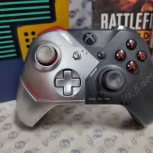 Konsola Xbox One X 1 TB w limitowanej edycji cyberpunk + pad