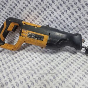 Piła szablasta elektryczna JCB 1100 W jcb-rs110