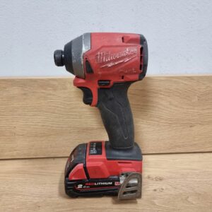 Milwaukee M18FID2 wkrętarka udarowa 226 Nm + aku 2 Ah