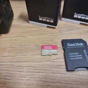 Kamera sportowa GoPro HERO 11 Black 4K UHD zestaw akcesoriów, 3 baterie